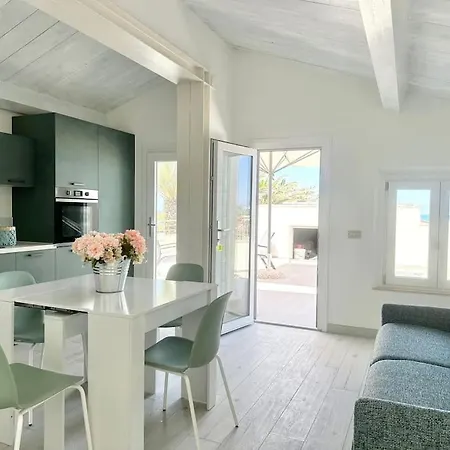 Appartement Design On The Lido di Camaiore