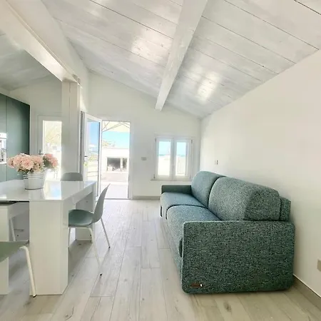 Design On The * Lido di Camaiore